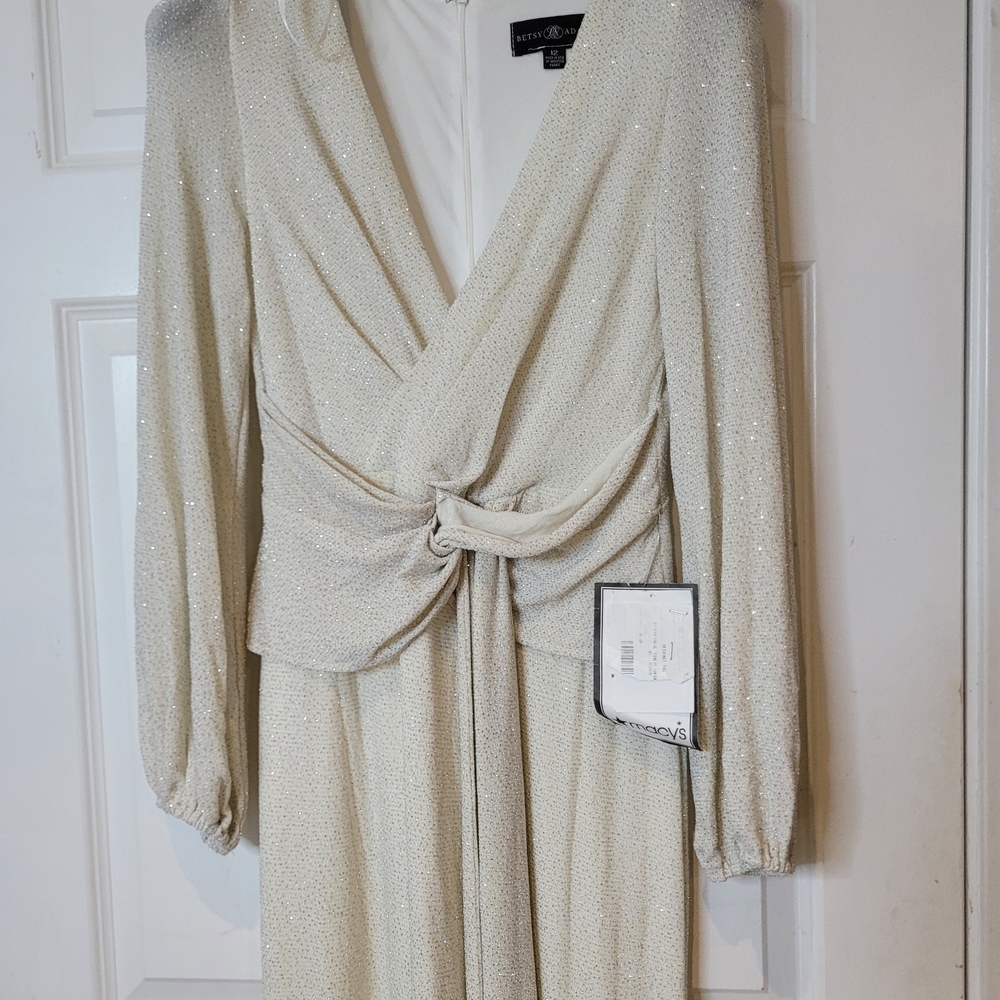 Macy's Shimmering Cream Bridal Gown - Picture 2 of 7